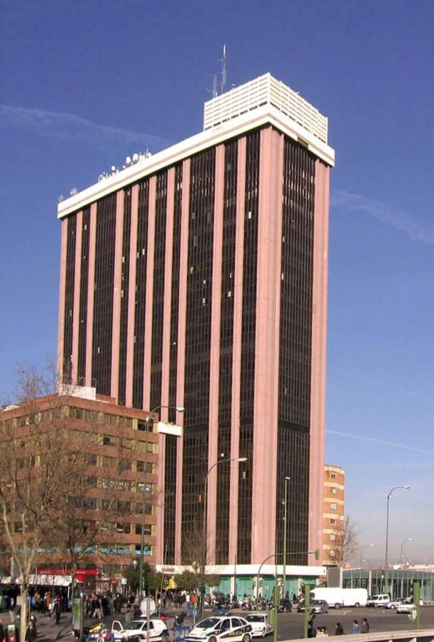 Nirvana Otel Madrid Dış mekan fotoğraf